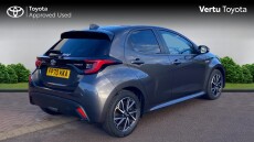 Toyota Yaris 1.5 Hybrid Design 5dr CVT Hybrid Hatchback